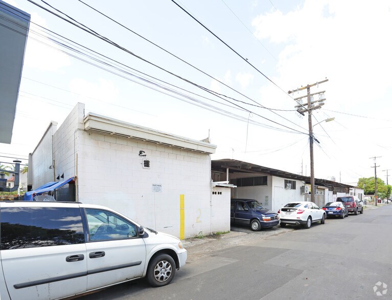 94-860-94-880 Farrington Hwy, Waipahu, HI à louer - Photo de l’immeuble – Image 3 sur 5