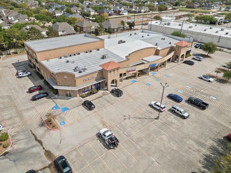 9223 Broadway St, Pearland, TX à louer - Photo principale – Image 1 sur 19