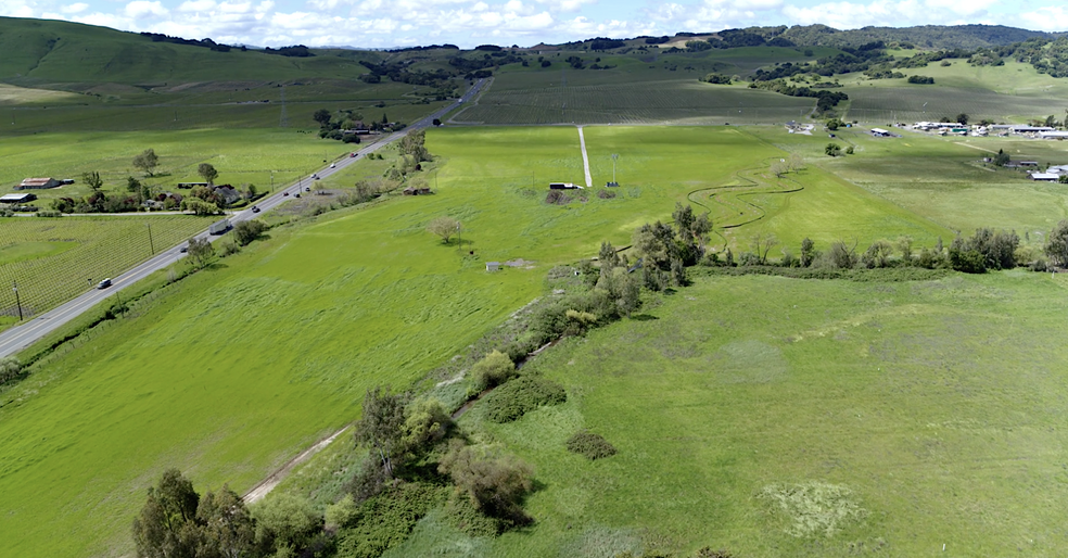 5750 Stage Gulch Rd, Sonoma, CA à vendre - Photo de l’immeuble – Image 2 sur 4