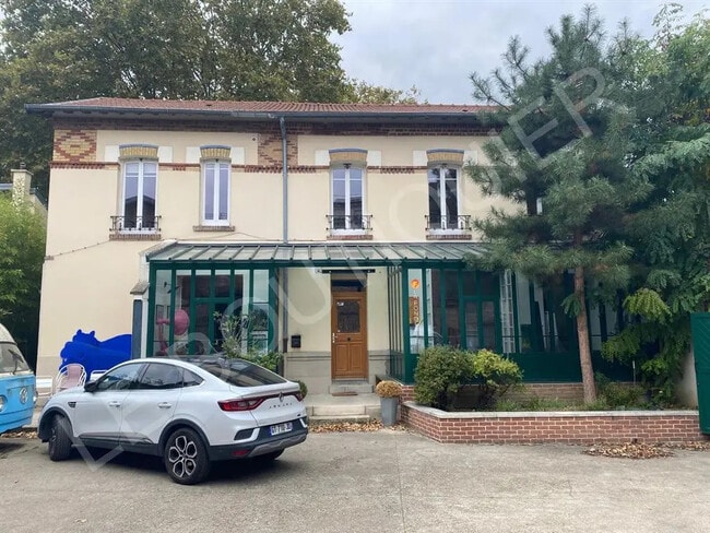 Plus de détails pour Local commercial à vendre