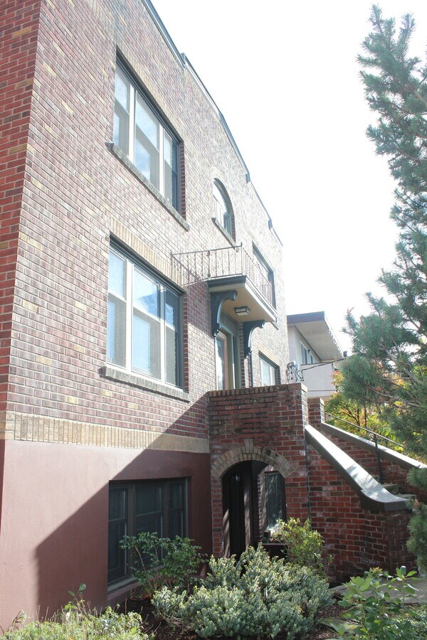 View Photo