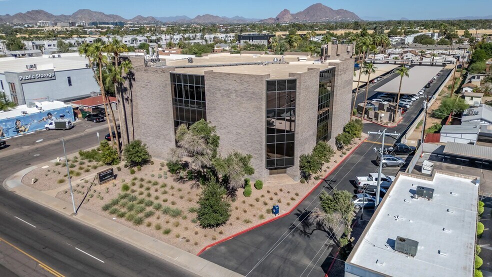 3221 N 16th St, Phoenix, AZ à louer - Photo de l’immeuble – Image 3 sur 9