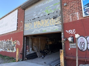 3149 Higgins St, Flushing, NY à louer Photo intérieure– Image 1 sur 6