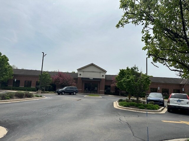 7000 Caton Farm Rd, Plainfield, IL à louer - Photo de l’immeuble – Image 2 sur 39
