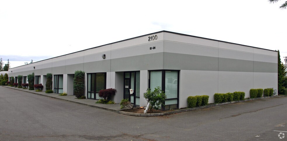 2100 196th St SW, Lynnwood, WA à louer - Photo principale – Image 1 sur 2