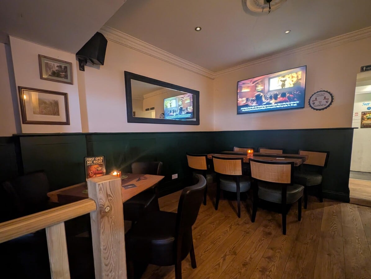 3-5 Bramhall Ln S, Stockport, GTM SK7 1AL - Lot 3 - - Photo intérieure - Image 1 of 3