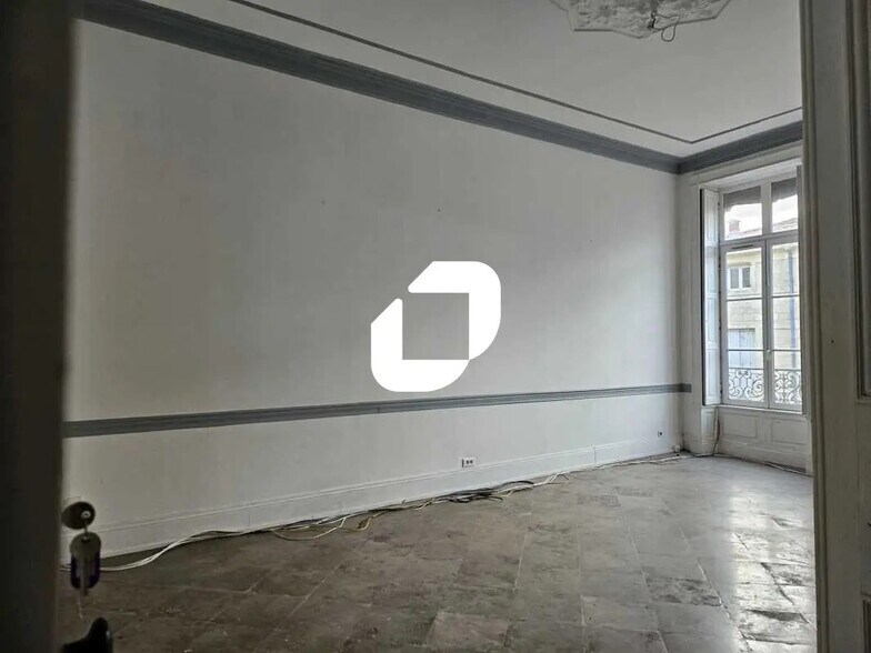 Bureau dans Montpellier à louer - Photo de l’immeuble – Image 2 sur 13
