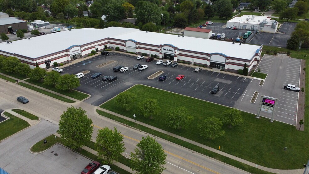 3805 Fortune Dr, Lafayette, IN à vendre - Photo principale – Image 1 sur 11