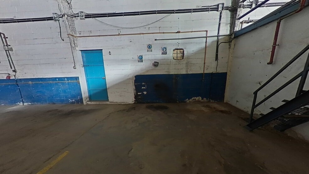 View Photo