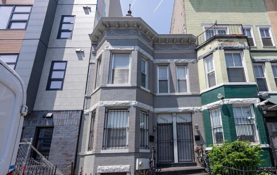 1332 N Capitol St NW, Washington, DC à vendre - Photo de l’immeuble – Image 2 sur 4