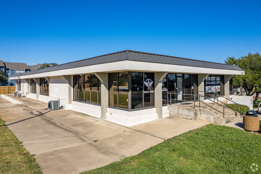 3317 Finley Rd, Irving, TX à louer - Photo de l’immeuble – Image 2 sur 7