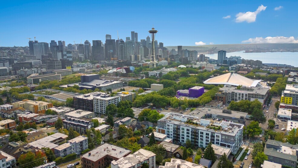 166 Roy St, Seattle, WA à vendre - Photo de l’immeuble – Image 3 sur 30