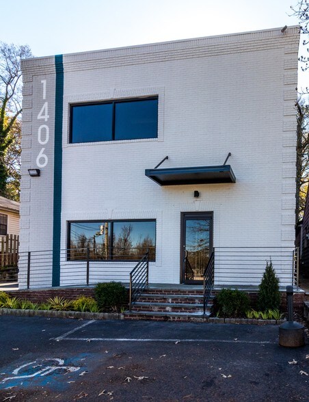 1406 Woodmont Ln, Atlanta, GA à louer - Photo de l’immeuble – Image 2 sur 3