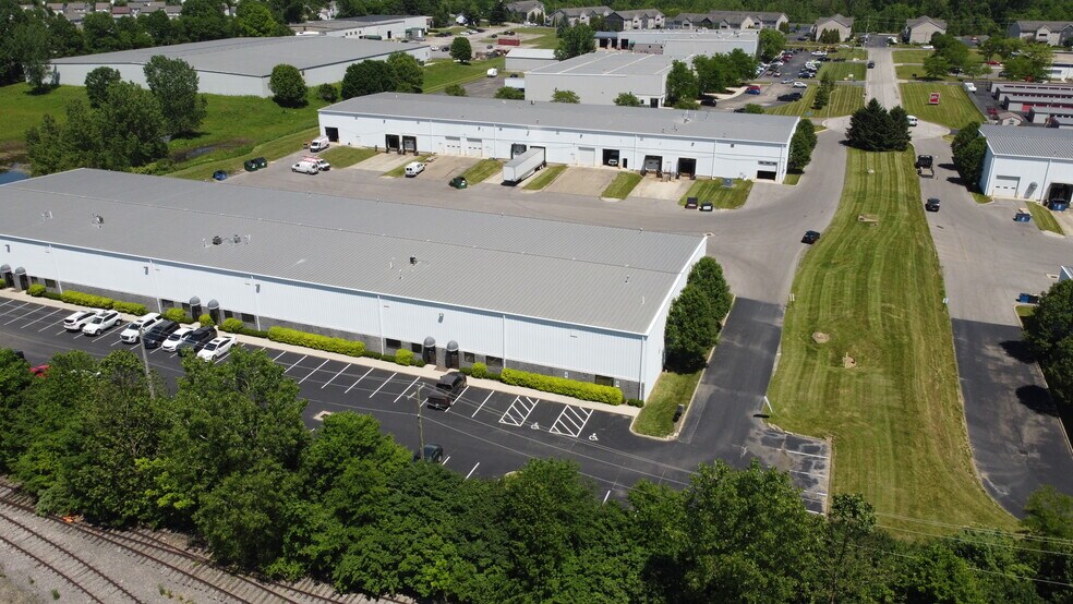6720-6740 Commerce Court Dr, Blacklick, OH à louer - Photo de l’immeuble – Image 2 sur 4