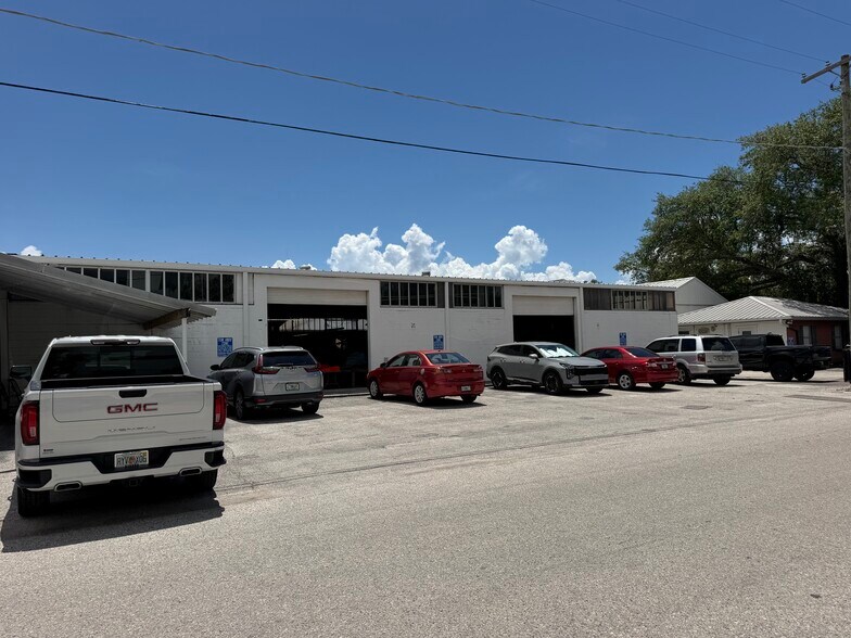 1706 W Fig St, Tampa, FL à louer - Photo de l’immeuble – Image 3 sur 7