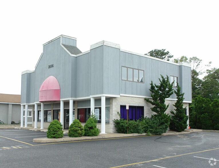 2606 E Route 37, Toms River, NJ à louer - Photo de l’immeuble – Image 3 sur 7