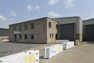 Plus de détails pour 1 Fairway Dr, Greenford - Industriel/Logistique à louer