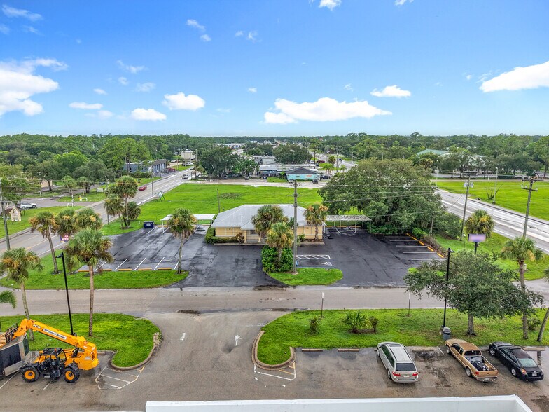 45 Bryan Ave, LaBelle, FL à vendre - Photo de l’immeuble – Image 2 sur 39