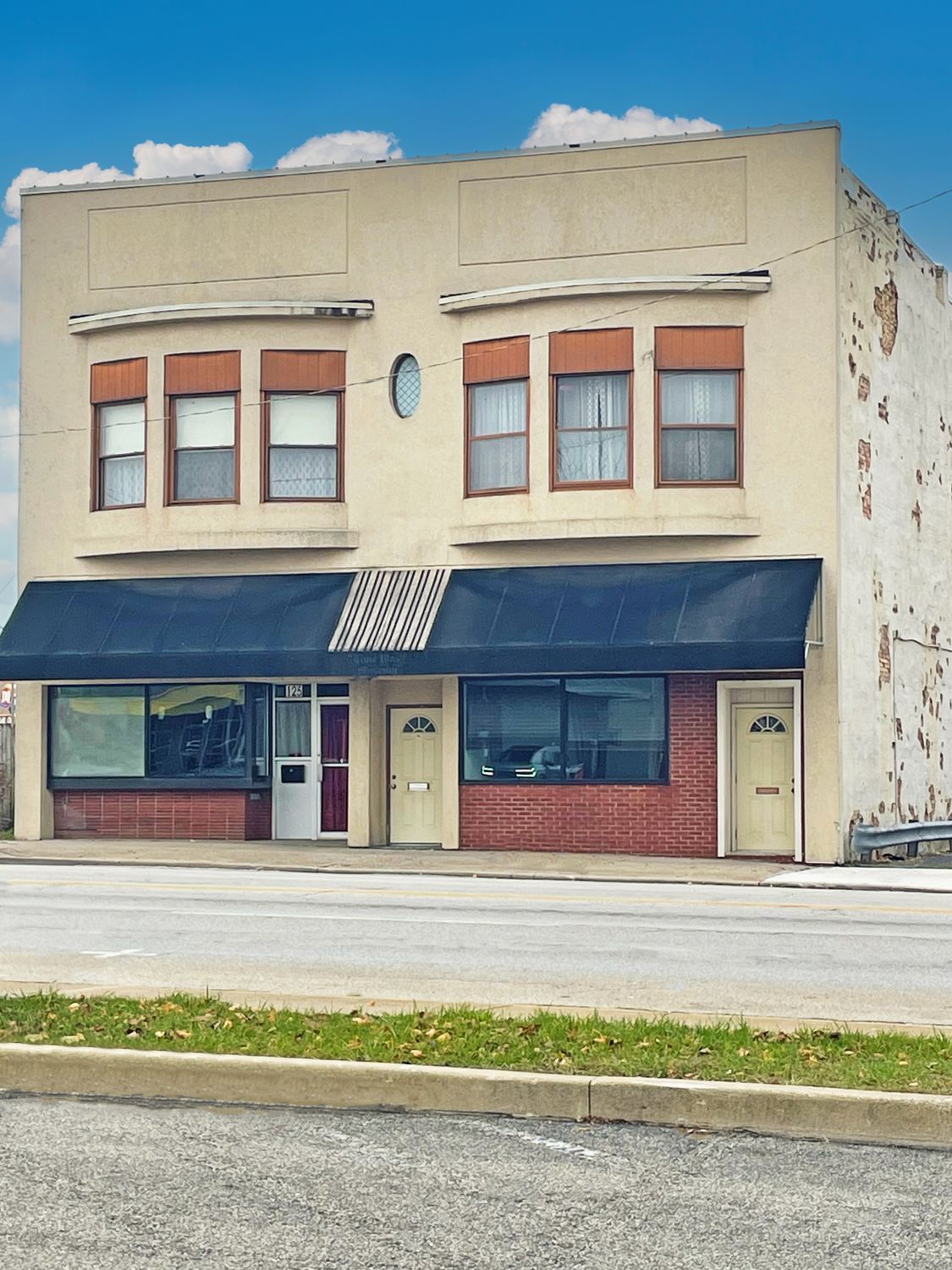 125 N Main St, Elkhart, IN à louer Photo principale– Image 1 sur 5
