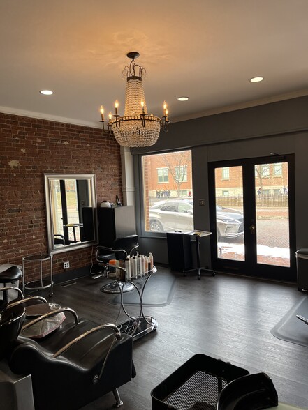51 Stewart Ave, Columbus, OH à louer - Photo de l’immeuble – Image 3 sur 7