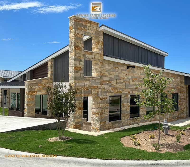 13341 W Highway 290, Dripping Springs, TX à louer Photo de l’immeuble– Image 1 sur 23