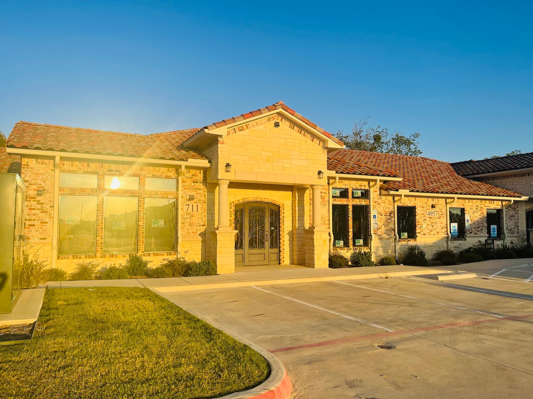 4957 Golden Triangle Blvd, Fort Worth, TX à louer Photo de l’immeuble– Image 1 sur 3