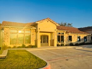 4957 Golden Triangle Blvd, Fort Worth, TX à louer Photo de l’immeuble– Image 1 sur 3