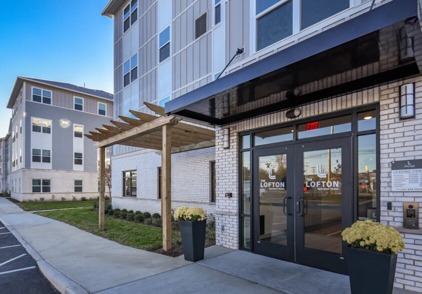 2300 S High St, Columbus, OH à louer - Photo de l’immeuble – Image 3 sur 18