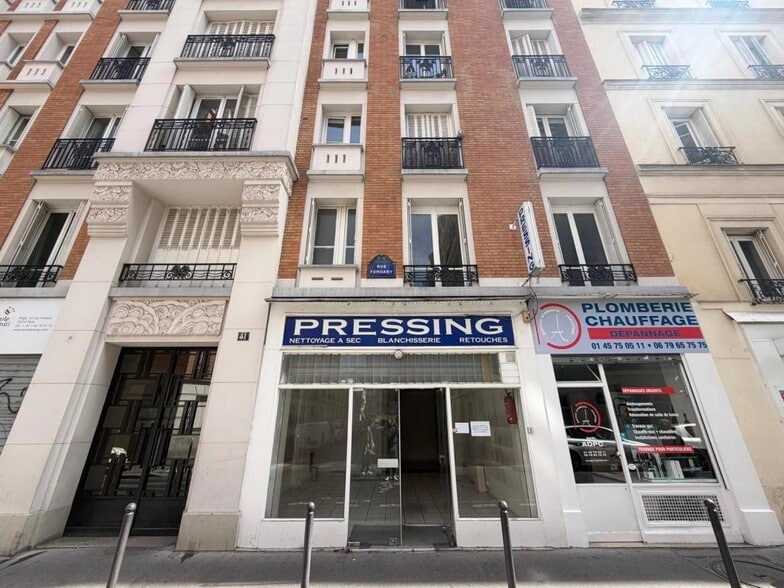 41 Rue Fondary, Paris à louer - Photo de l’immeuble – Image 2 sur 7