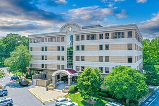 Plus de détails pour 5821 Fairview Rd, Charlotte, NC - Bureau à louer