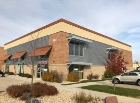 807 Liberty Dr, Verona, WI à louer - Photo de l’immeuble – Image 3 sur 10