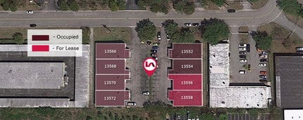 13552-13558 SW 129th St, Miami, FL à louer Photo de l’immeuble– Image 1 sur 1