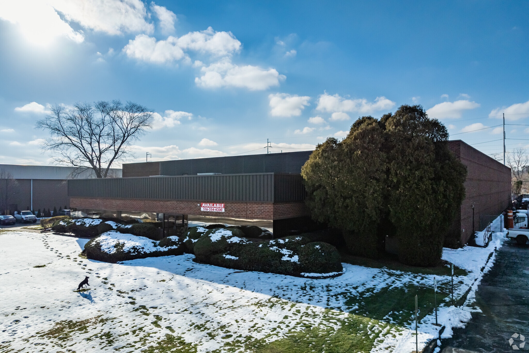 80 Gordon Dr, Syosset, NY à louer Photo principale– Image 1 sur 5