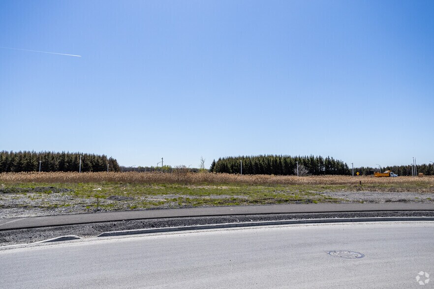 401 Rue Louis-Blériot, Mascouche, QC à louer - Photo de l’immeuble – Image 2 sur 7