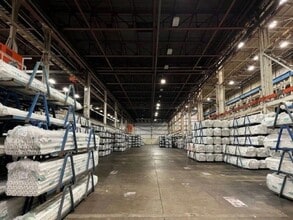 1000-5000 Commerce Cir, Trafford, PA à louer Photo intérieure– Image 2 sur 3