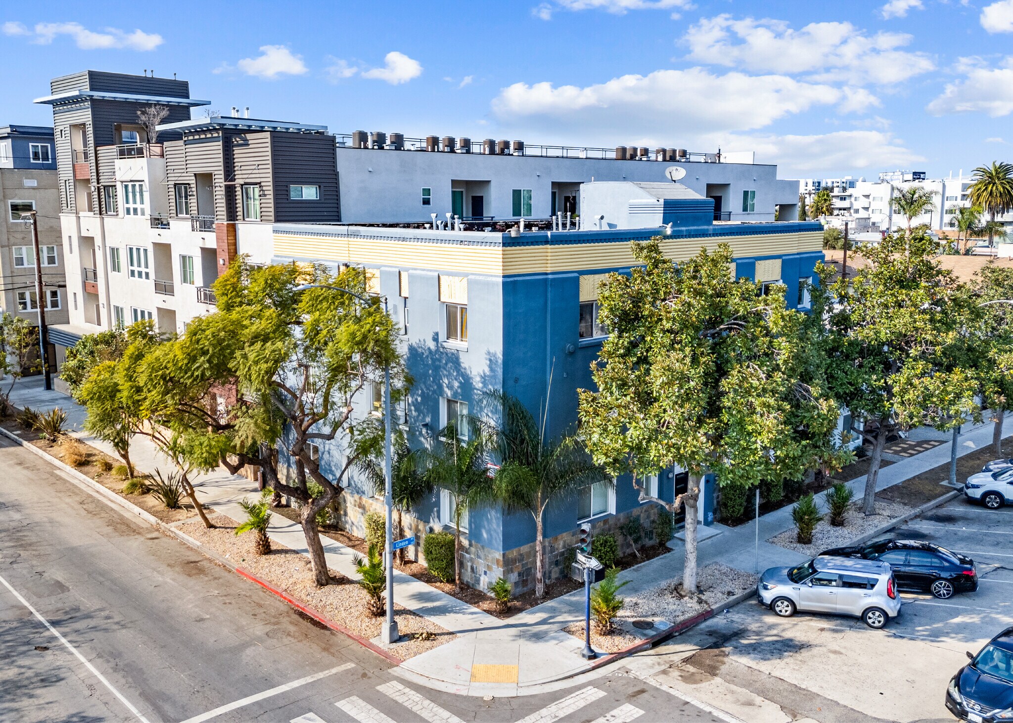 601 Linden Ave, Long Beach, CA à vendre Photo principale– Image 1 sur 11
