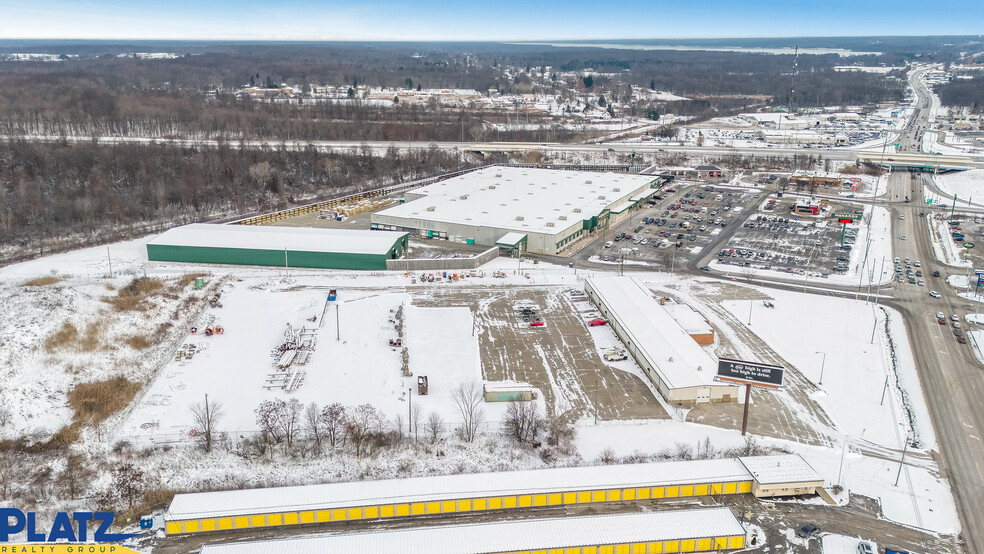 3801 Elm Rd NE, Warren, OH à louer - Photo de l’immeuble – Image 3 sur 24