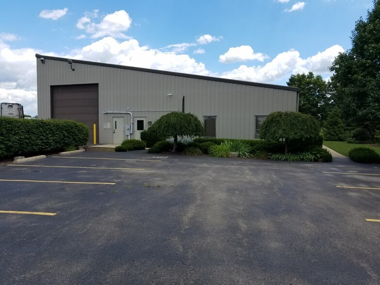 302 Fitz Henry Rd, Smithton, PA à louer - Photo de l’immeuble – Image 2 sur 15