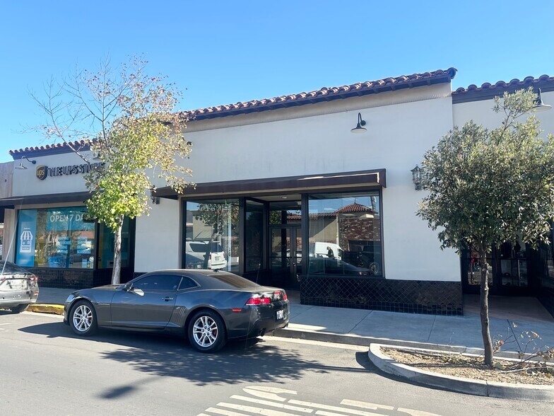 120 N Maclay Ave, San Fernando, CA à louer - Photo de l’immeuble – Image 3 sur 6