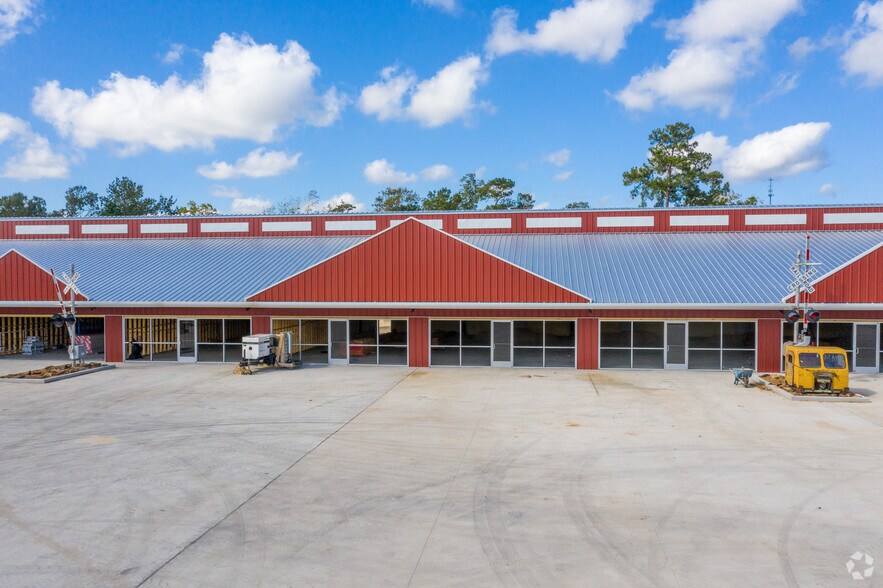 10445 Eastex Freeway, Beaumont, TX à louer - Photo de l’immeuble – Image 3 sur 23