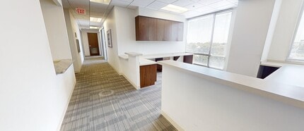 17051 N Dallas Pky, Addison, TX à louer Numérisation 3D Matterport– Image 1 sur 2