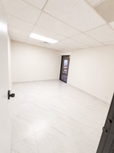 6920 Miramar Rd, San Diego, CA à louer Photo intérieure– Image 1 sur 2