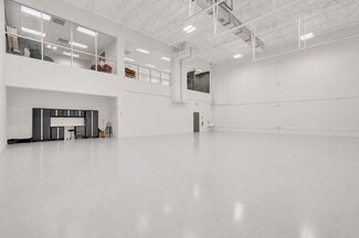 Plus de détails pour 601 N Congress Ave, Delray Beach, FL - Industriel/Logistique à vendre