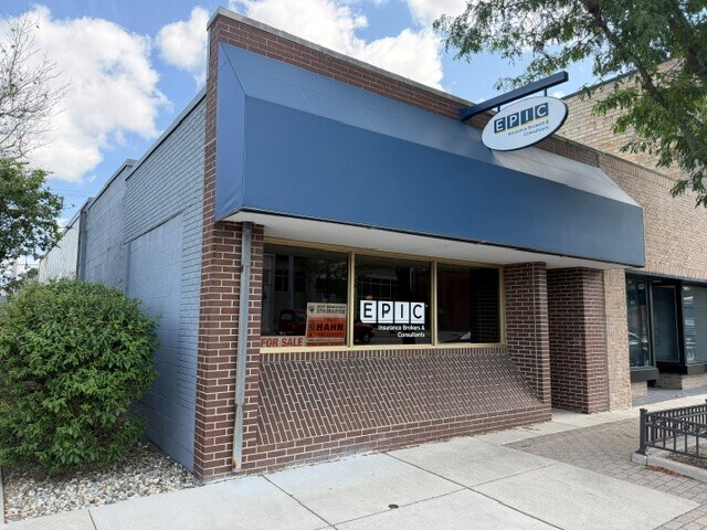 158 W Market St, Nappanee, IN à vendre Photo principale– Image 1 sur 2