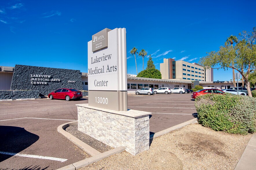 13000 N 103rd Ave, Sun City, AZ à louer - Photo principale – Image 1 sur 5