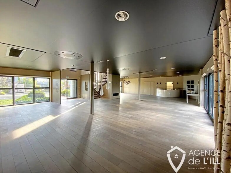 Local d'activités dans Bergheim à vendre - Photo de l’immeuble – Image 3 sur 27