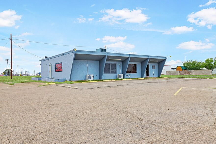 406 S Jackson Ave, Odessa, TX à louer - Photo de l’immeuble – Image 2 sur 10