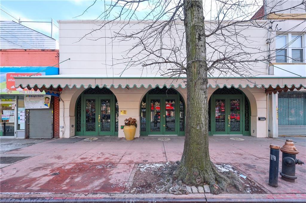 222 Avenue U, Brooklyn, NY à vendre Photo principale– Image 1 sur 53