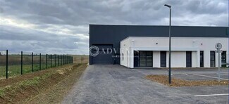 Plus de détails pour Local d'activités à louer