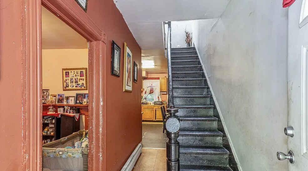 33 Jackson St, Staten Island, NY à vendre - Photo de l’immeuble – Image 2 sur 9